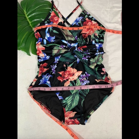 NWT $40 Aqua Green Floral Tropical Wrap One Piece‎ Swimsuit [ SZ Small ] - Picture 5 of 12